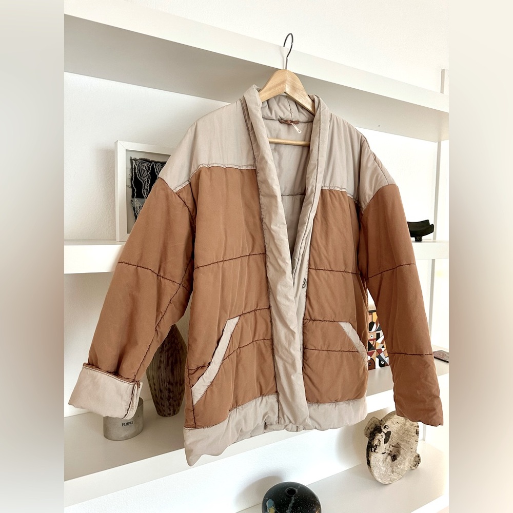 FREE PEOPLE  two tone quilted jacket.
